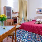 Loger Confort & 4* Turin
