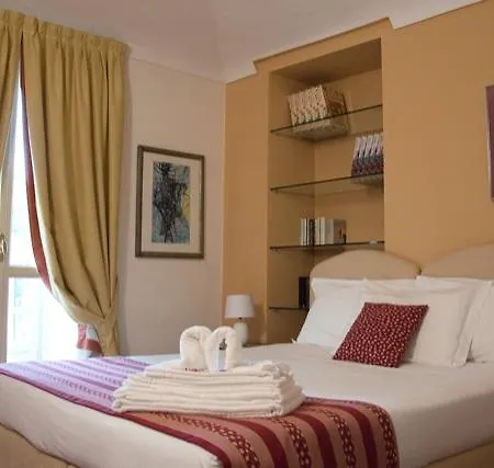 Aparthotel Loger Confort & 4*
