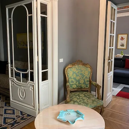 Loger Confort & 4* Turin