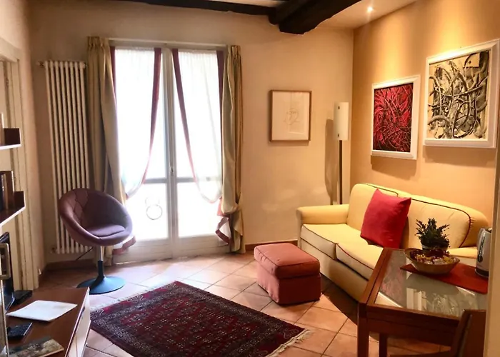 Loger Confort & 4* Turin