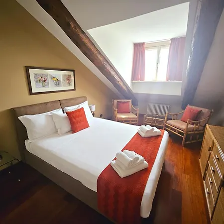 Loger Confort & Турин